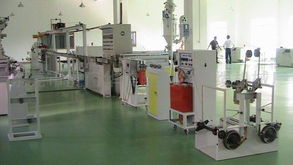 東莞市虎門華美隆電線電纜機械廠 押出機產品大圖與電纜填充繩設備的創新應用